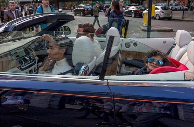 Vì sao nhiều tỷ phú không để lại tài sản thừa kế cho con?