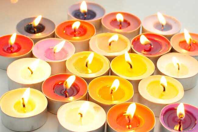 Tử thần núp bóng nến thơm trong nhà bạn