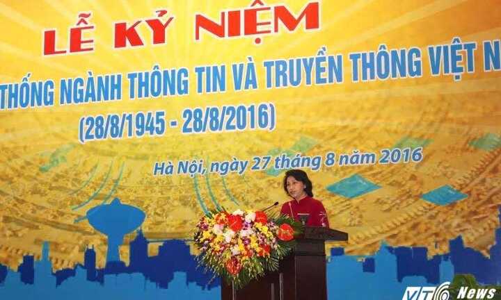 Chủ tịch Quốc hội: 'Ngành TT&TT phải tiên phong với sứ mệnh phát triển kinh tế tri thức'