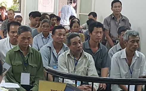 Cưỡng chế đất quá đà, hàng loạt cựu cán bộ đi tù