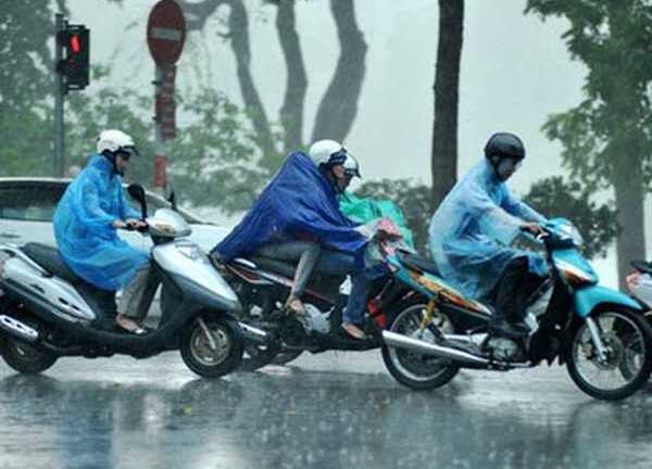 Miền Bắc hết nóng, mưa dông diện rộng