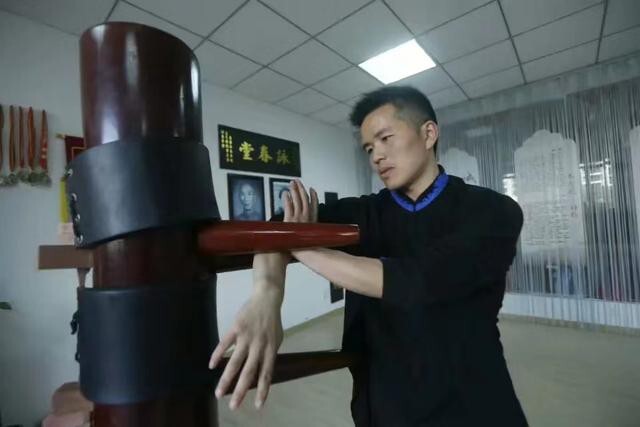 'Võ công của Chân Tử Đan rất xoàng, mình Lý Tiểu Long cũng hạ được 6 người như anh ta'