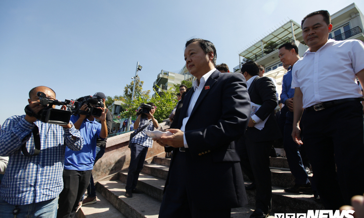 Bộ trưởng Trần Hồng Hà: Cần đánh giá lại việc thí điểm làm sạch nước sông Tô Lịch và Hồ Tây