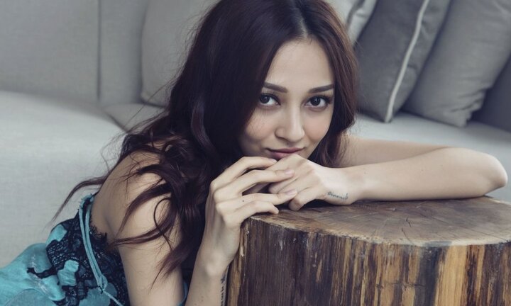 Ngắm Bảo Anh với vẻ ngoài gợi cảm, quyến rũ đầy mới lạ