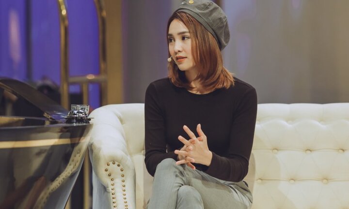 Ninh Dương Lan Ngọc khủng hoảng tinh thần suốt 2 năm vì thành công quá sớm