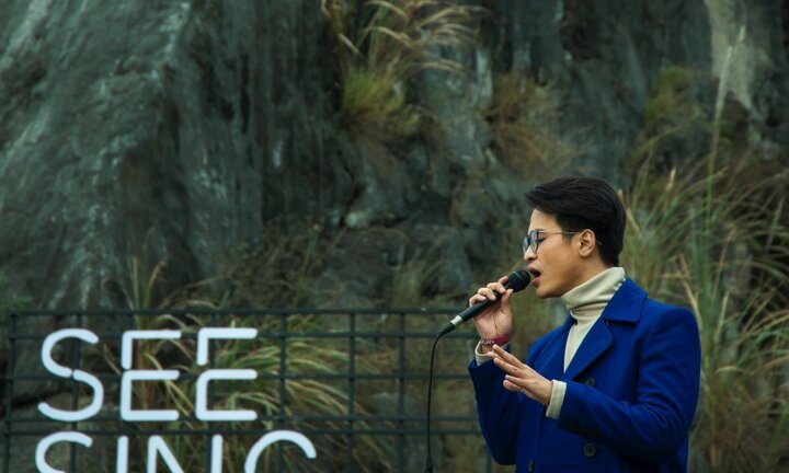 Kết hợp 2 bản hit quen thuộc, Hà Anh Tuấn khiến khán giả 'nổi da gà'