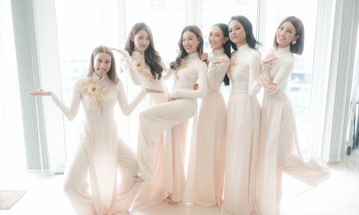 Dàn phù dâu vừa xinh vừa ‘lầy lội’ trong lễ ăn hỏi của Lan Khuê