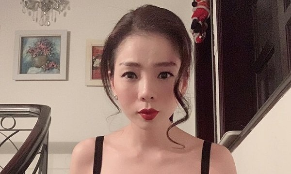 Fan xuýt xoa khi Lệ Quyên tự tin khoe vòng eo 58 cm ở tuổi U40