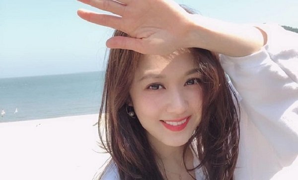 Jang Nara gần 40 tuổi vẫn trẻ trung như thiếu nữ đôi mươi
