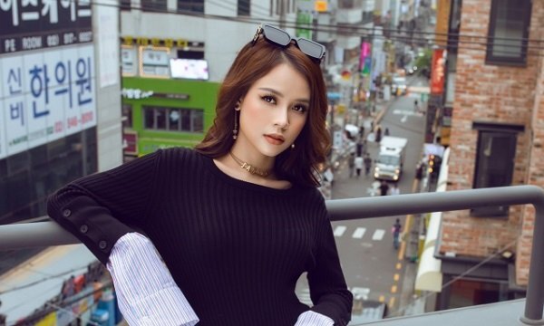 Diện loạt đồ đắt đỏ, Sam khoe phong cách cực cá tính trên đường phố Hàn Quốc