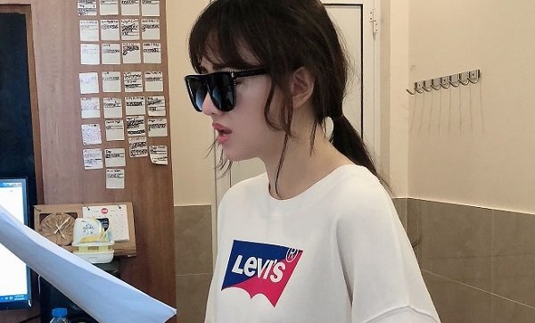 Hari Won bận rộn tập luyện, áp lực đến mức đổ bệnh vì đêm nhạc riêng