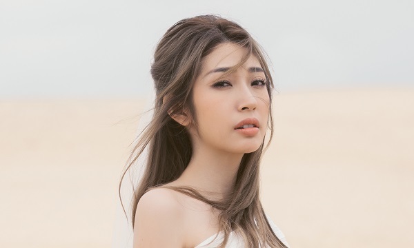 Khổng Tú Quỳnh mất cân bằng, sợ hãi sau khi chia tay mối tình 8 năm