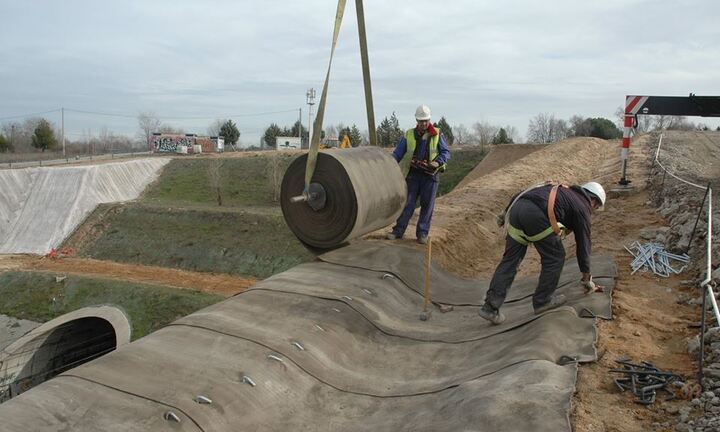 Khám phá công nghệ bê tông vải cuộn độc đáo cho xây dựng