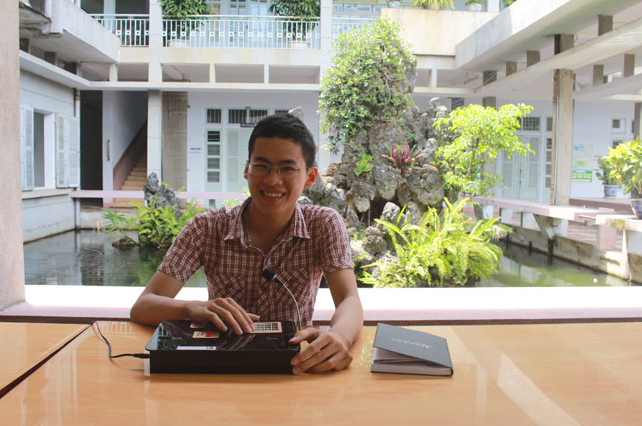 Chiếc máy dạy và hỗ trợ học tập dành cho người khiếm thị