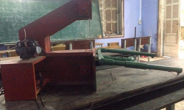 Thiết bị hỗ trợ người làm mộc từ vật liệu tái chế