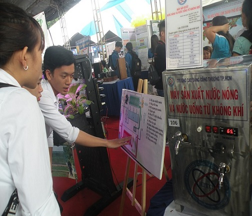 Sản xuất nước nóng và nước uống từ… không khí