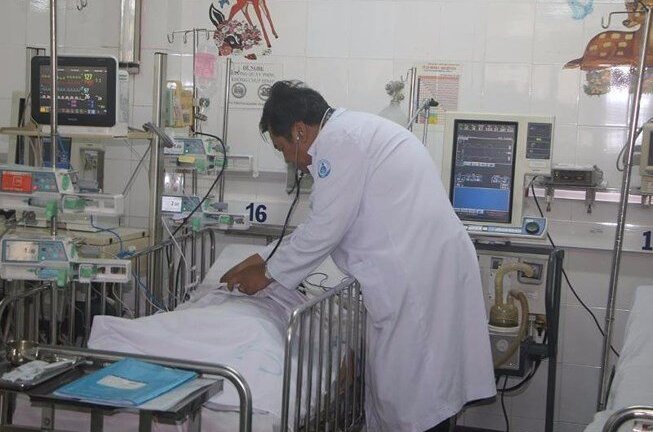 Để bệnh nhi tránh ngộ độc thực phẩm dịp lễ Tết, hãy làm cách này