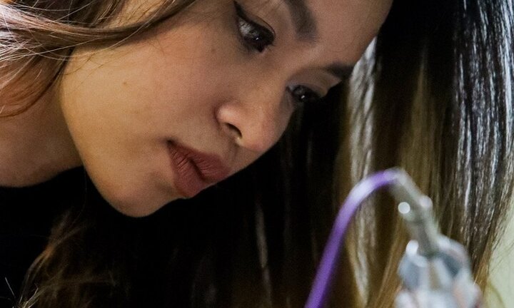 Cô gái Hà Nội hành nghề xăm chữa lành những vết sẹo