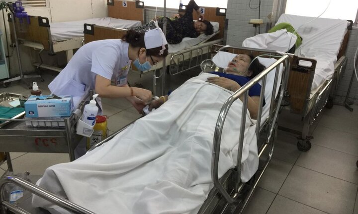 Thông tin mới vụ cháy chung cư Carina: Hơn 50% bệnh nhân khỏe mạnh, xuất viện