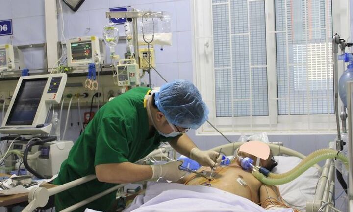 Giành giật sự sống cho một sĩ quan công an nguy kịch vì bệnh tim