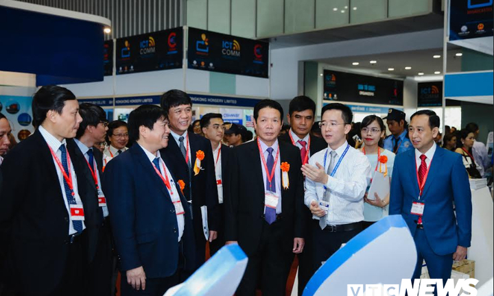 Vietnam ICTCOMM 2018 hứa hẹn 'hút khách' với 'cơn mưa' quà tặng
