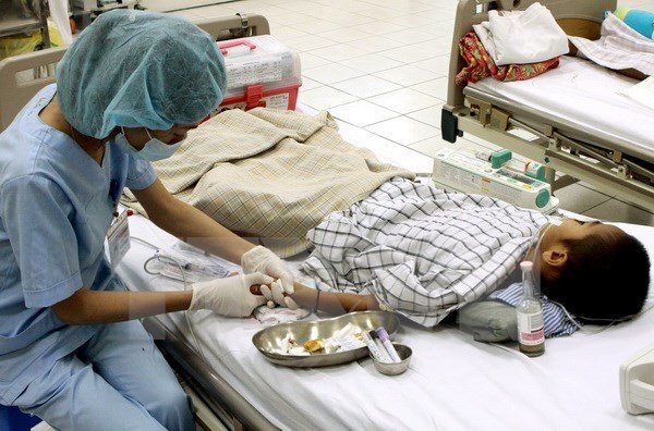 Cảnh giác: Miếng dán chống say tàu xe gây loạn thần ở trẻ