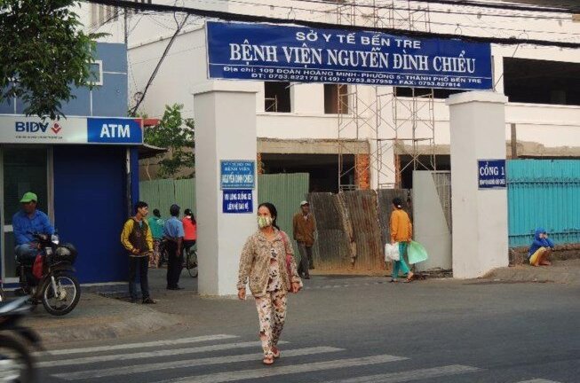 Bác sĩ bỏ quên gạc trong bụng bệnh nhân gần 6 năm trời