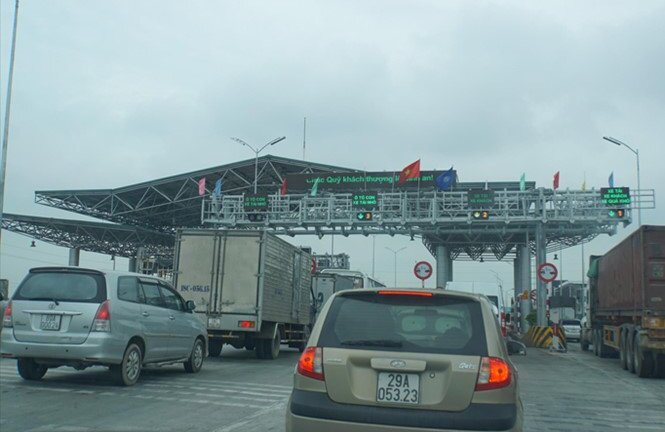 Ai đang đùn đẩy trách nhiệm về BOT?