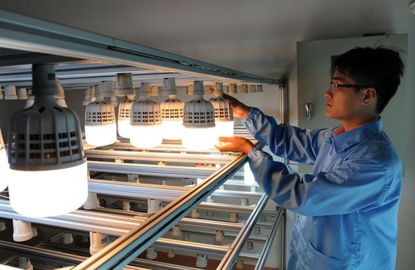 Tên tuổi ‘vang bóng một thời’ đều đặn bỏ túi trăm tỷ đồng/năm