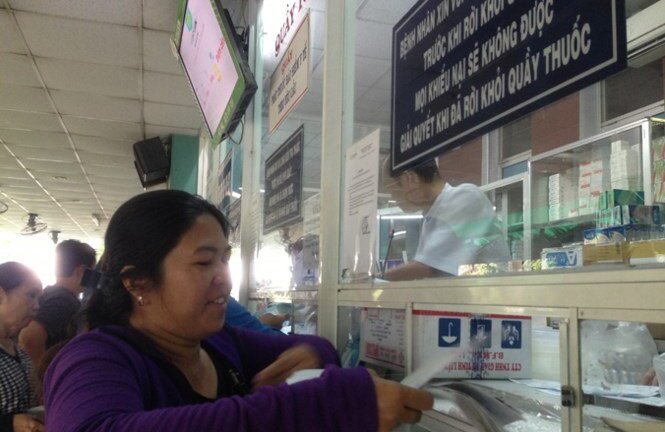 Hàng loạt bệnh viện nhập thuốc từ công ty 'ma'?