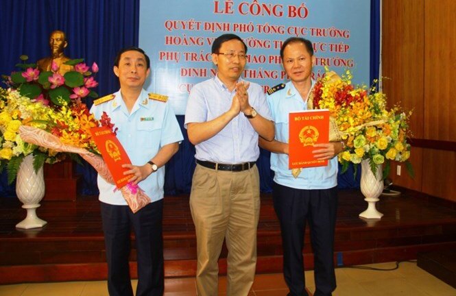 Lùm xùm quanh 'ghế nóng' hải quan của ông Đinh Ngọc Thắng