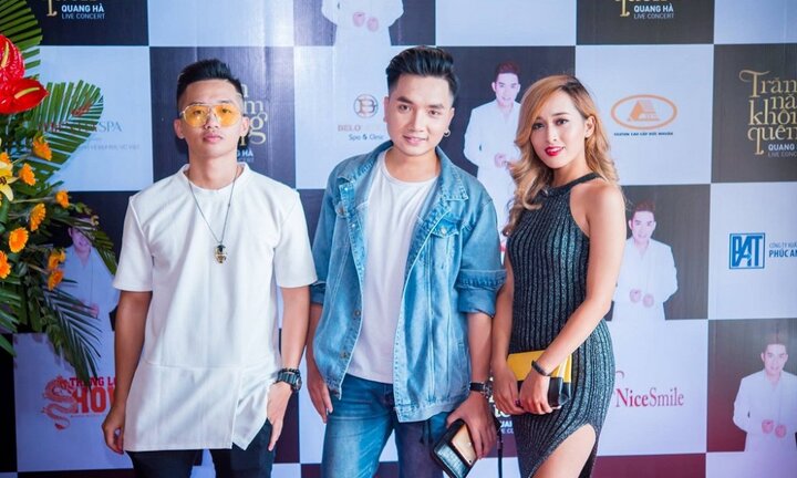 Dương Quang Tú điển trai tới chúc mừng đàn anh Quang Hà