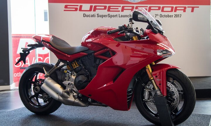 Ảnh chi tiết Ducati SuperSport vừa xuất hiện tại Việt Nam