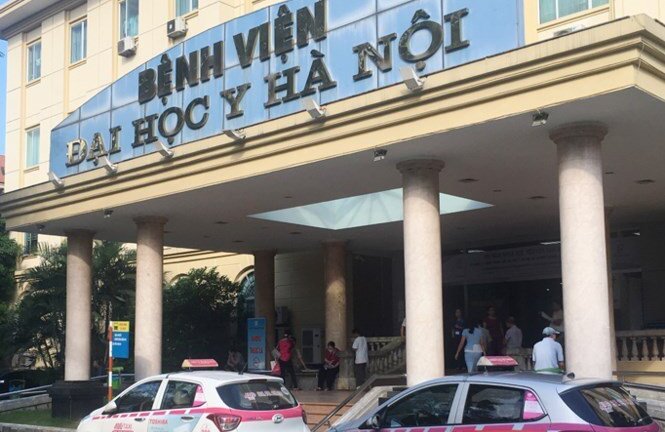 Bệnh viện bán chỗ taxi 40 triệu đồng/tháng