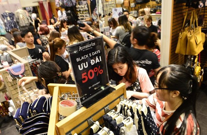 Rau xanh, thịt bò, thậm chí vàng cũng ăn theo Black Friday 2017