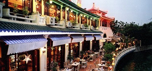 Kinh doanh sụt giảm, Kem Thủy Tạ vẫn thu gần 300 triệu đồng mỗi ngày