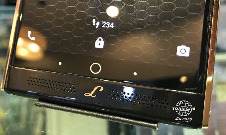 Điện thoại hạng sang Tonino Lamborghini Alpha One chính thức có mặt tại Việt Nam