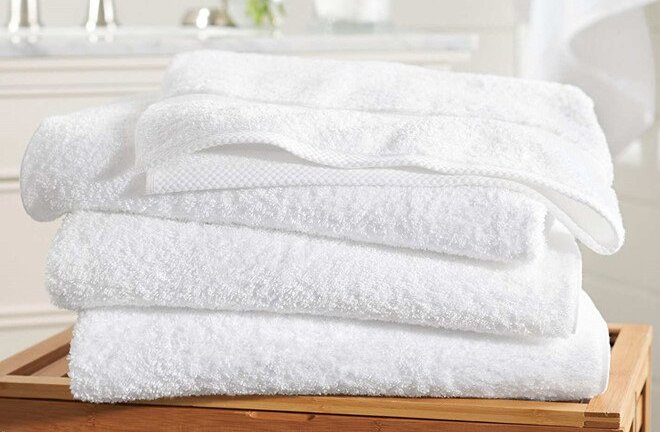 Hàng loạt bệnh nguy hiểm khi dùng khăn tắm ở nhà nghỉ bẩn như thế này