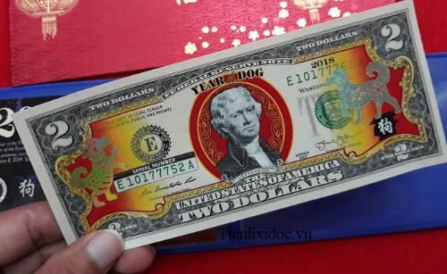 Gần nửa triệu đồng một tờ 2 USD lì xì Tết in hình chó