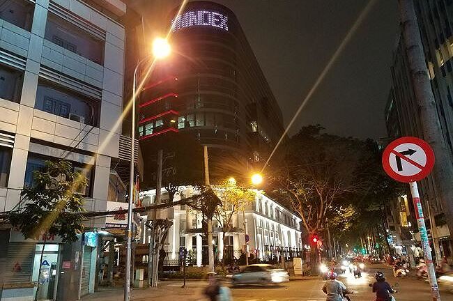 Sau 3 ngày gặp sự cố, HoSE chính thức giao dịch trở lại