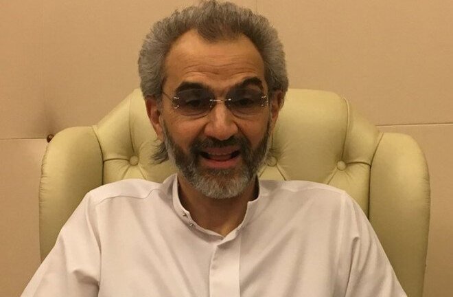 Vừa thoát vòng lao lý, hoàng thân Ả-rập bỏ túi 1 tỷ USD