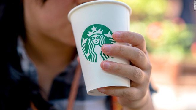 Cạn kiệt ý tưởng, Starbucks treo giải 10 triệu USD cho thiết kế cốc mới