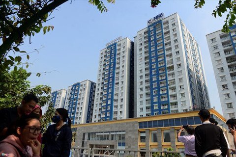 Cổ phiếu chủ đầu tư chung cư Carina tiếp tục mất hơn trăm tỷ sau vụ cháy làm 13 người chết