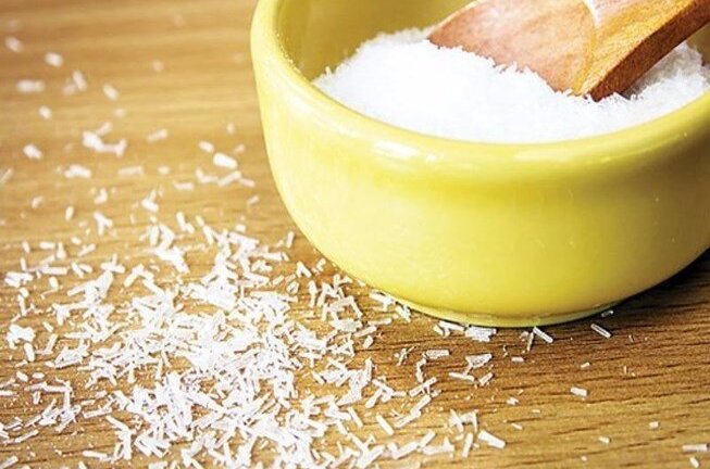 Cư dân mạng than ăn mì chính bị tê người?