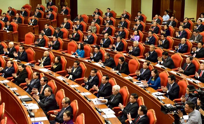 20 năm thực hiện chiến lược cán bộ và những bài học quý cho chúng ta