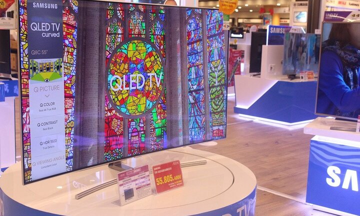 Dịch vụ thuê TV, máy chiếu hút khách mùa World Cup