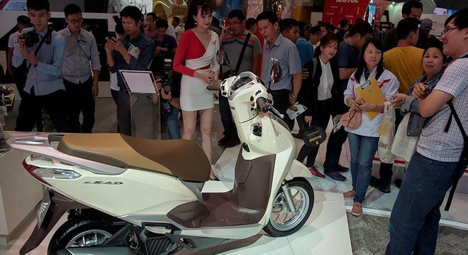 5 đại gia 'hốt bạc' nhờ người Việt vẫn tăng mua xe máy