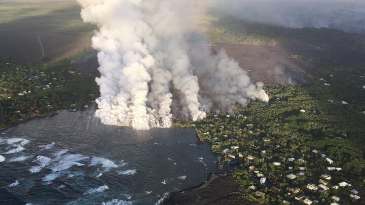 Hồ nước mênh mông lớn nhất Hawaii bốc hơi cạn sạch sau vài giờ: Chuyện khủng khiếp gì đã xảy ra?