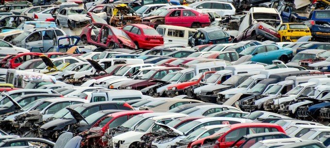 Quá trình biến hóa xe sắt vụn thành động cơ mới