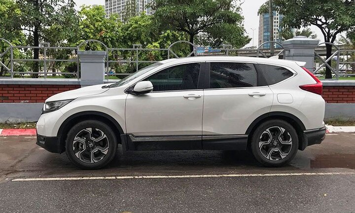 Honda CR-V 2018 cũ 'thét giá' hơn 1,2 tỷ đồng tại Hà Nội